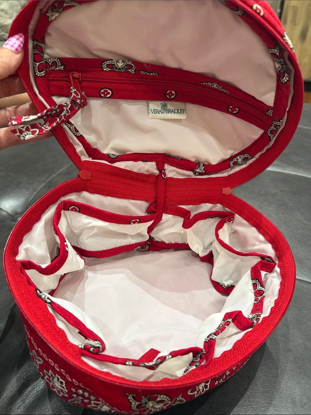 NWOT Vera Bradley Quilted Retired Red Bandana Floral Paisley Cosmetic Train Case
